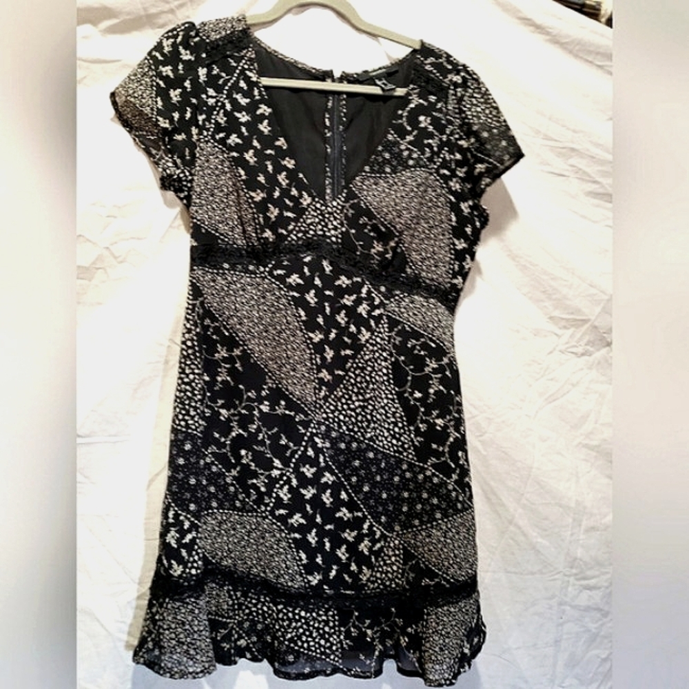 Ultra Femine Fit&Flare, 100% Polyester, Mini In Black&White Floral Print, Size L